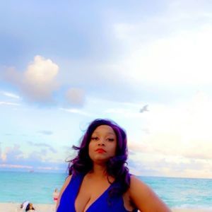 Meet your Posher, Veronica